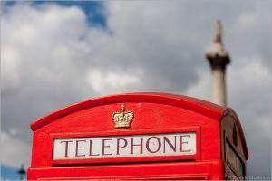 Londyńska czerwona budka telefoniczn
