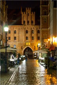 Ulica Mariacka nocą