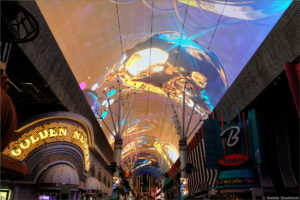 Fremont Street jest przykryta dachem