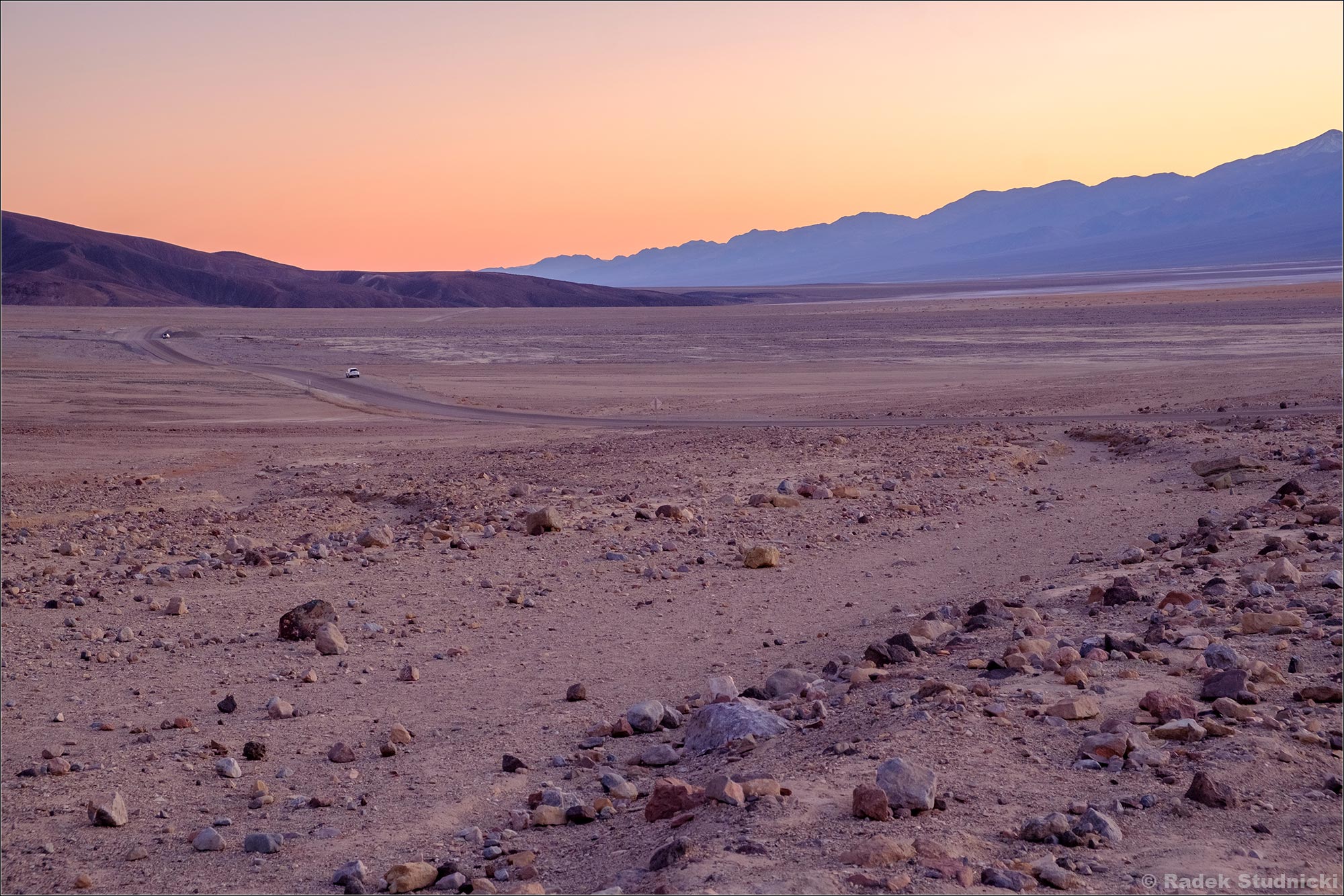 Dolina Śmierci po zachodzie